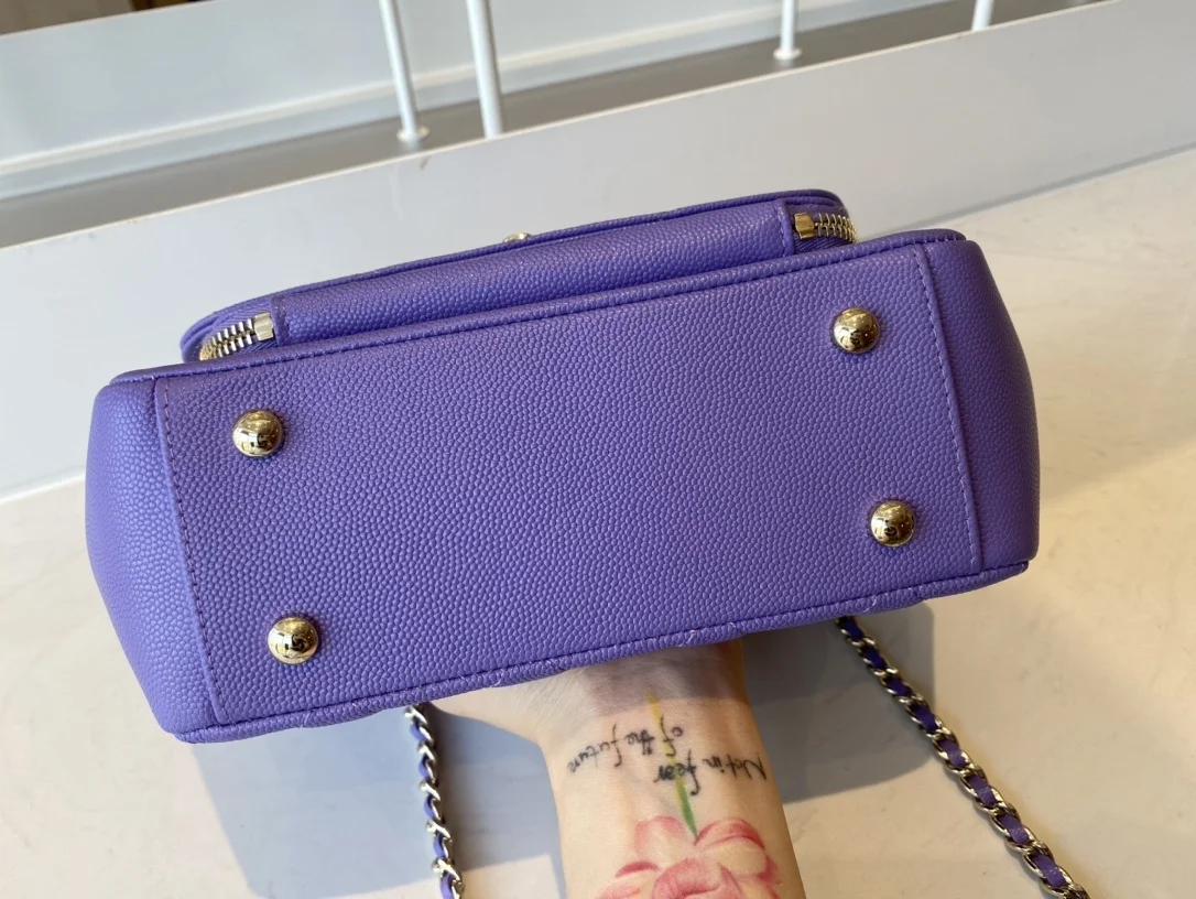 

Real caviar top quality bolsa feminina Shopping Luxury Women Shoulder Bags Female Leather famous brand Chain Handbag 01