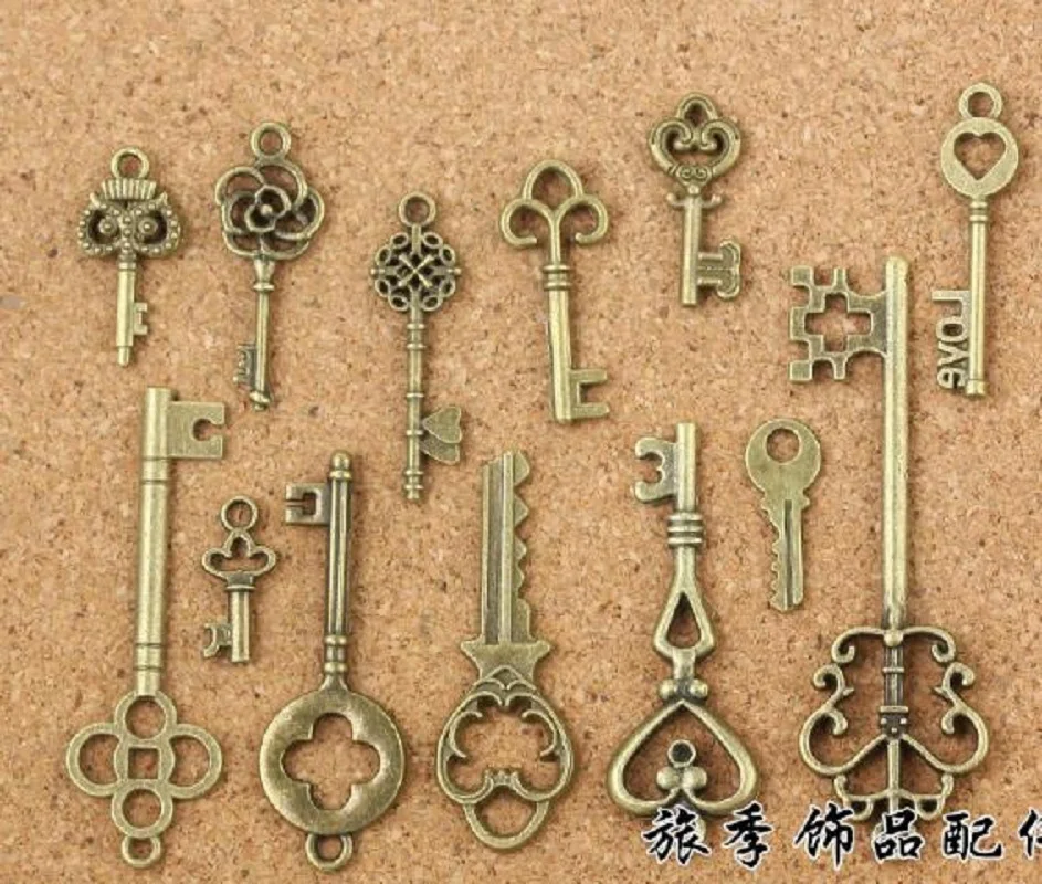 

DIY jewelry accessories Mixed key pendant Classic charms Electroplated gold Ancient bronze sliver Zinc Alloy 20 sets