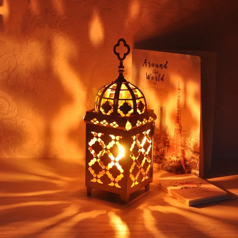 

Exquisite creativity, gold, iron art, wind lamp, Candlestick, decoration