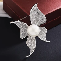 2021 fashion zircon butterfly brooches female high end pearl animal corsage simple brooch jewelry luxury for women coat suit pin