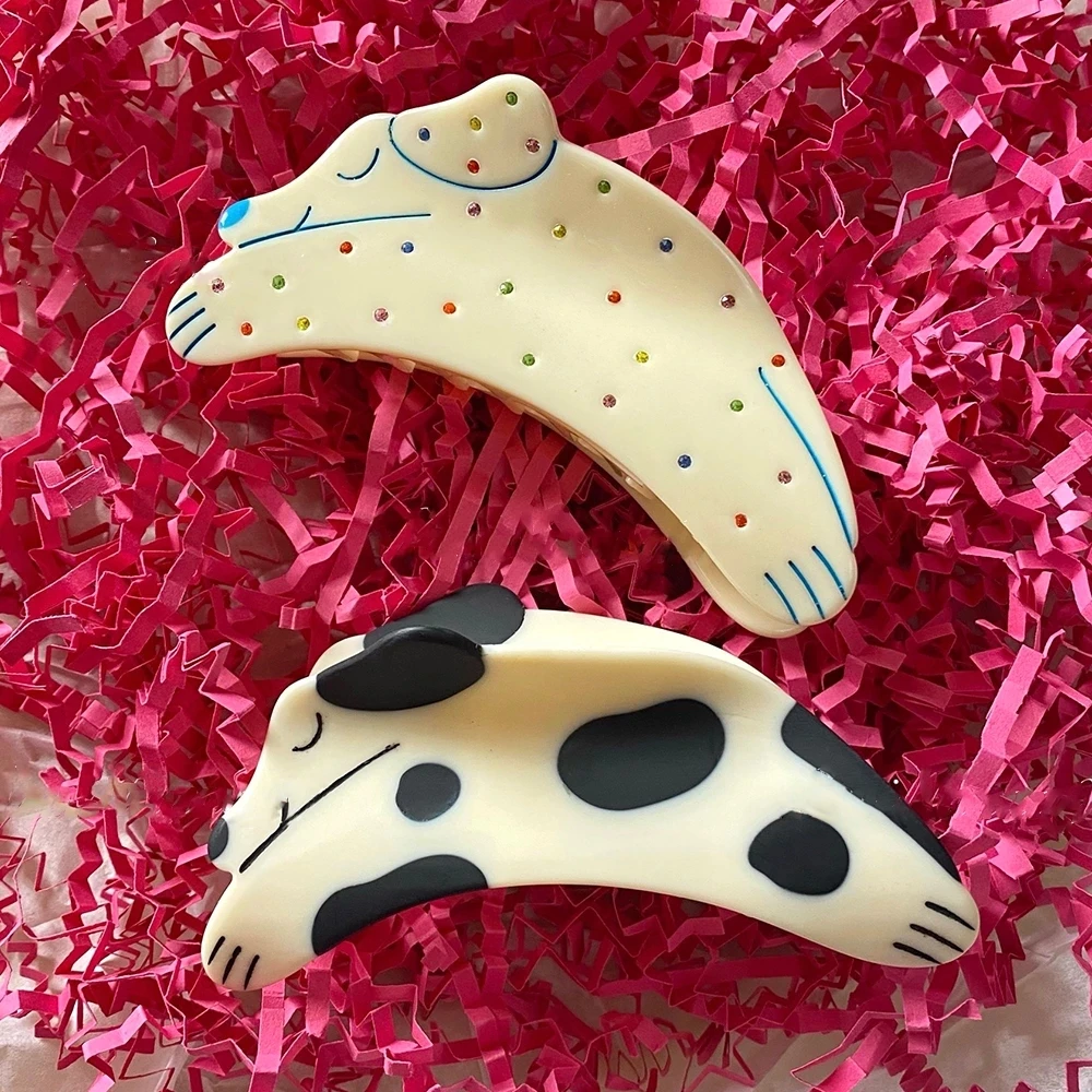 

2021 New Design Lovely Color Rhinestones Dog Dalmatian Animal Hair Clips Headwear Hairpin for Women Aesthetic Hair Accessories
