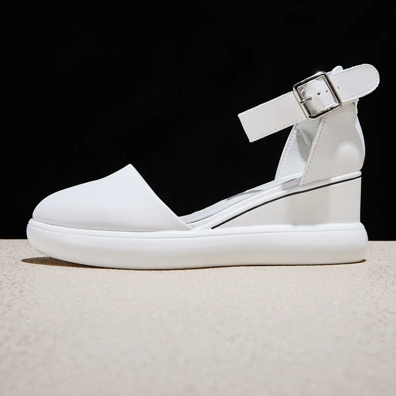 

2021 new women's casual shoe