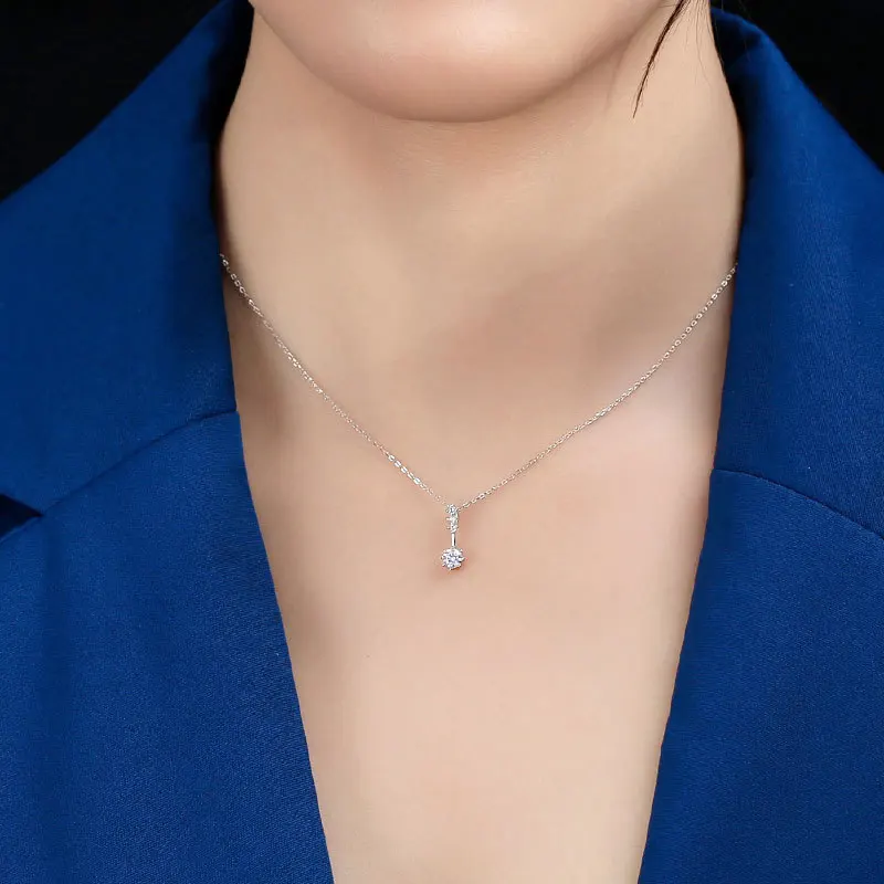 

Romantic 925 Sterling Silver Chain Necklace Exquisite Zircon Geometric Pendant Clavicle Necklace for Women Fashion Jewelry