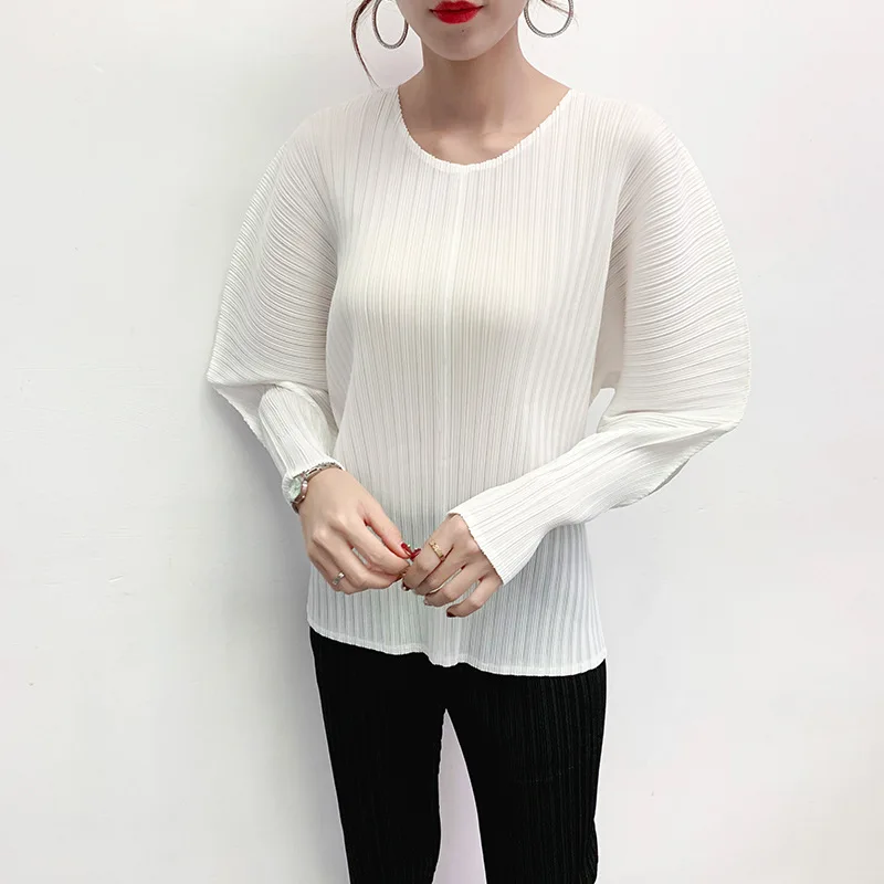 

Блузка Женская осенне-зимняя плиссированная с круглым вырезом и длинными рукавами