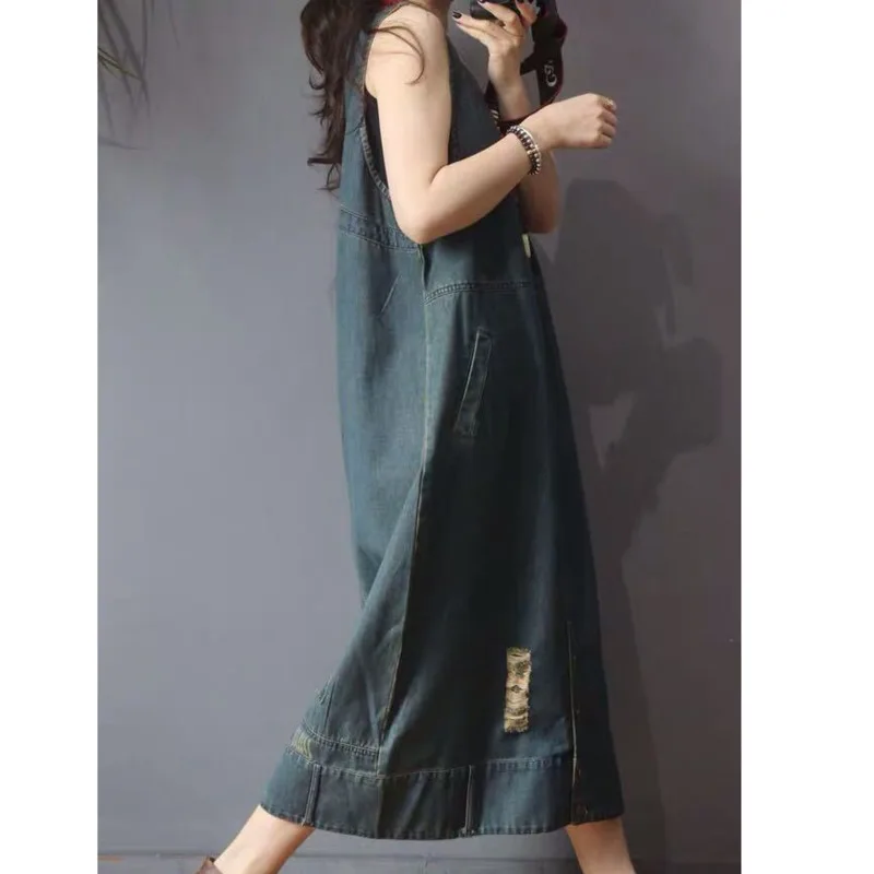 

#2409 Summer Tank Top Denim Dress Women V Neck Loose Midi Dress Oversize Loose Sleeveless Jeans Dress Women Buttons Pockets