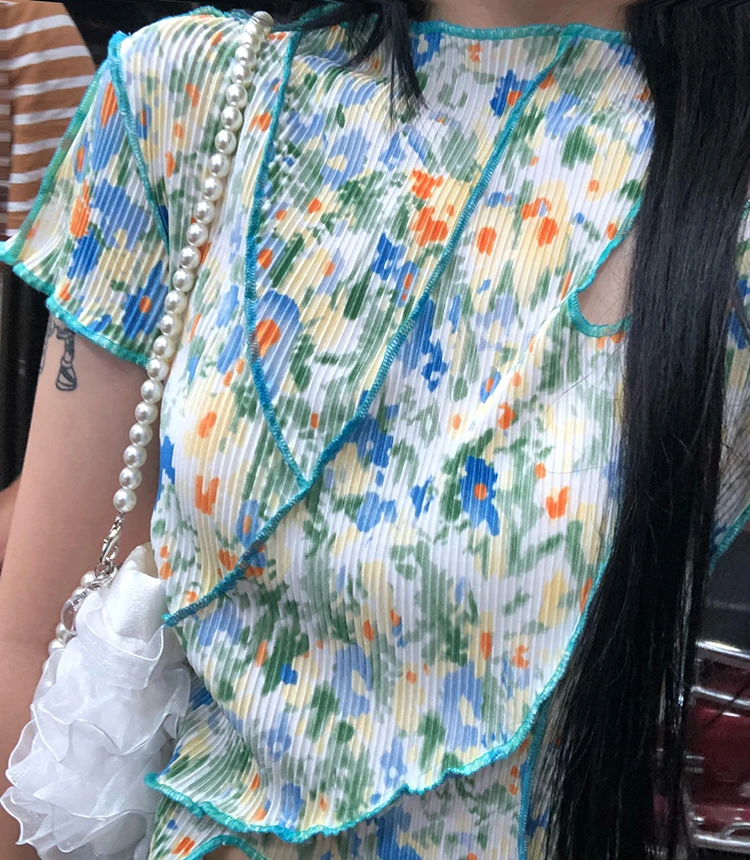 

New Style Chic Sexy Short Sleeve Hollow Out Tshirt Women Crop Top And Wrinkle Printed Skirt Vogue Summer Clothes For Women SL017