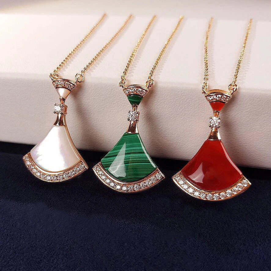 

Fashion Jewelry Brand Men's and Women's BV Necklaces Lovers Christmas Gifts
