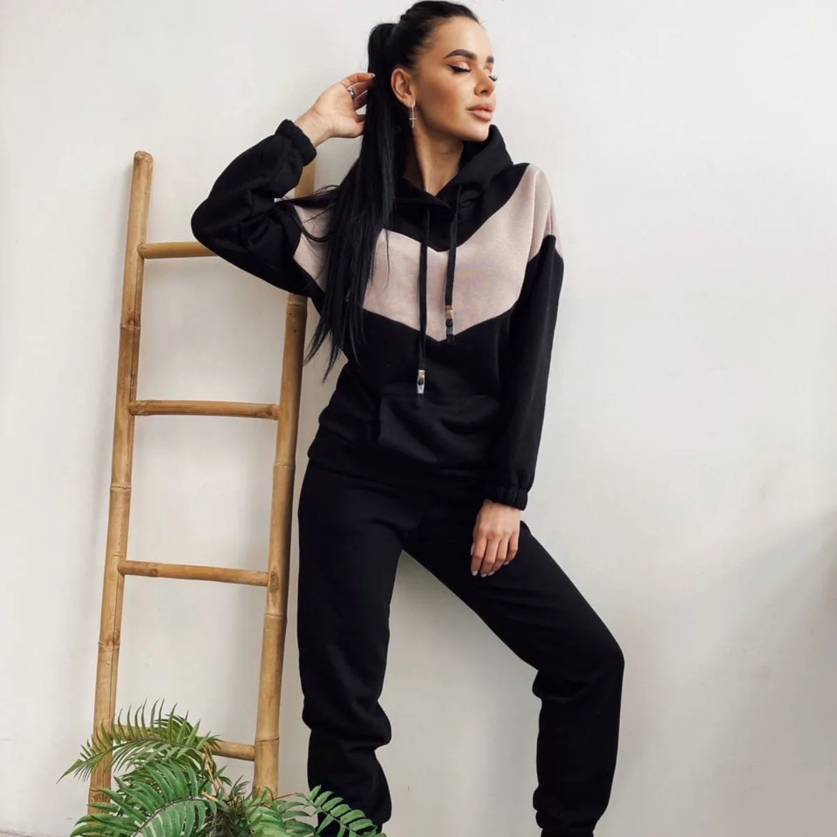 

2 Pcs/Set Women's Tracksuit Contrast Color Hoodies top and Jogger Sweatpants AW21 Fashion Sweatsuits Women Clothes