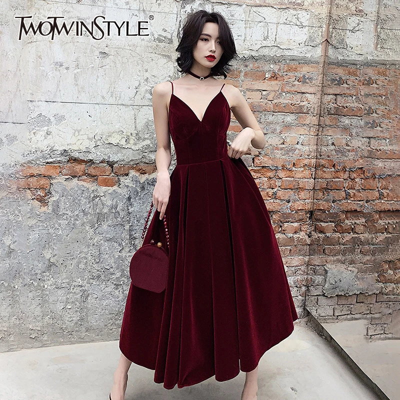 TWOTWINSTYLE Summer Backless Dress For Women V Neck Spaghetti Strap Sleeveless High Waist Sexy Party Dresses Female 2020 Fashion sexy jewel neck backless sleeveless black dress for women