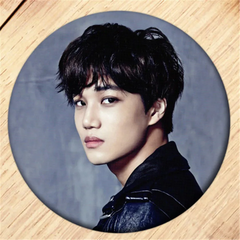 Бесплатная доставка Kpop Кай из группы EXO Брошь булавка для девочек Значки одежды