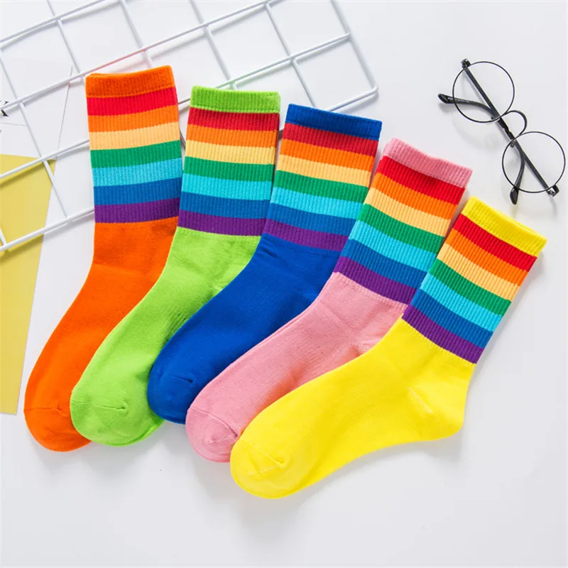 Носки женские хлопковые в радужную полоску модные теплые рождественские