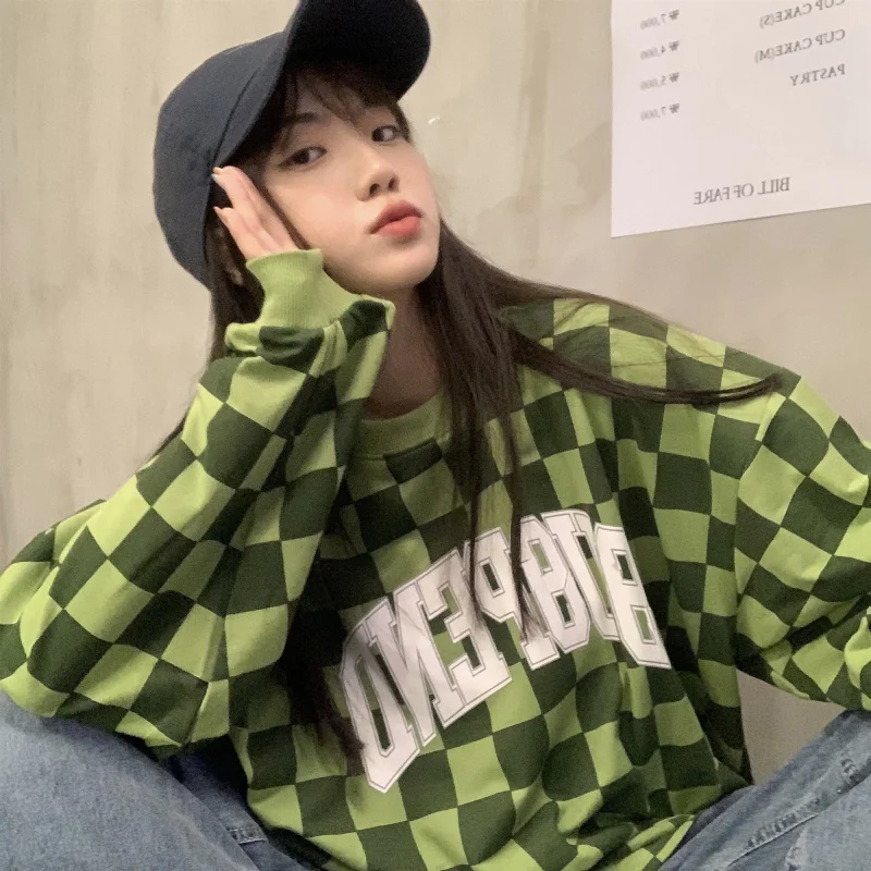 

Price Retro Street Plaid Sweater Wide