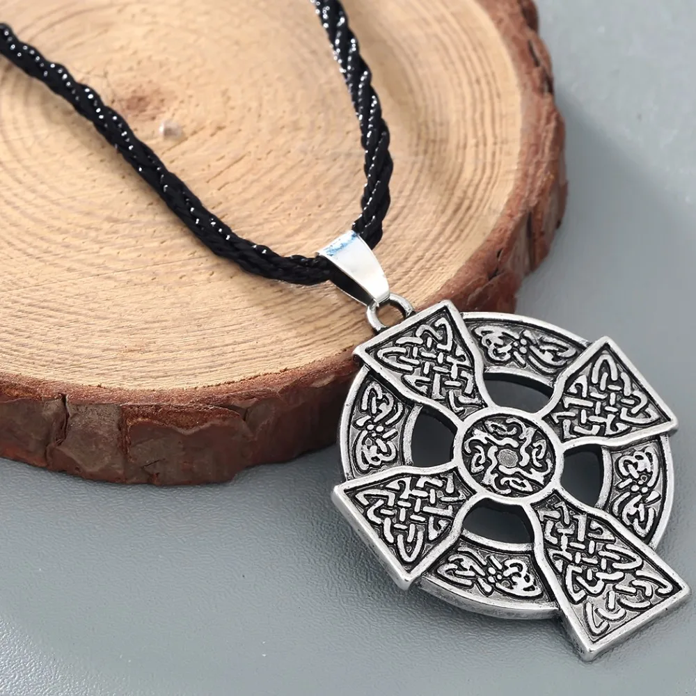 Ожерелье с подвеской Chandler Армянский Крест солнечный крест целтис амулет - Фото №1