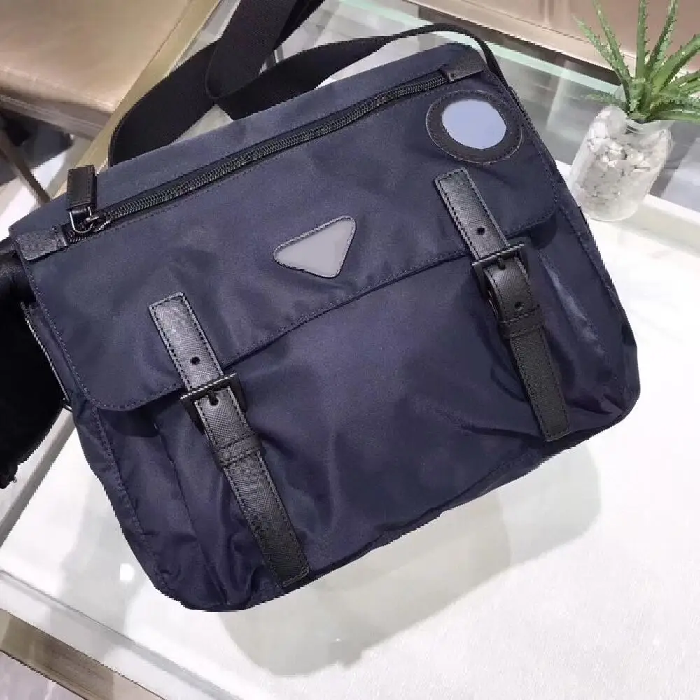 

Сумка-мессенджер Мужская нейлоновая, портфель с множеством карманов и пряжкой, Повседневная универсальная Сумочка для работы и офиса, сини...