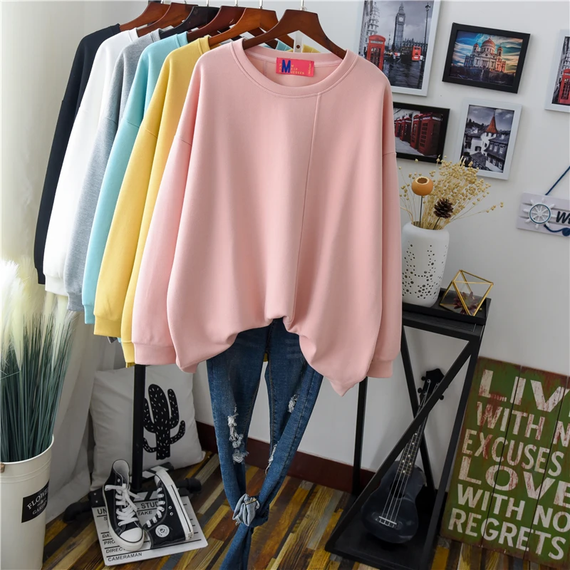 

Hoodies & Sweatshirts