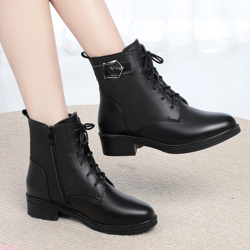 

REVT 2021Brand Winter Boots Women Ankle Flat Short Boots Leather Fashion Lace-Up Zip Snow Boots Non-Slip Black Boots Shoes Woman