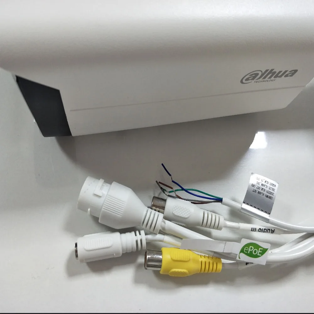 IP-камера Dahua WizMind 4 МП H.265 WDR IR50m карта Mirco-SD 128 ГБ IP67 IK10 1/1 вход/выход сигнализации