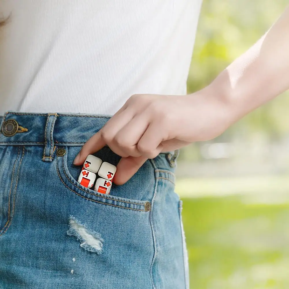 

Mi Rabbit Fingertip Building Blocks Intellect Robot Girl Children'S Building Blocks Toys Plastic Inserting Puzzle Assembly