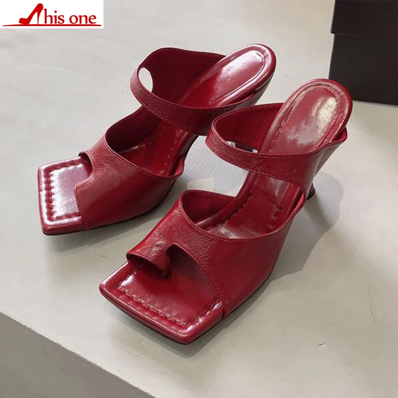 

THIS ONE 2020 Woman Slippers Hot Clip-on Square Toe High Heels Sandals Women Sexy Party Woman Flip flops Shoes Zapatos De Mujer