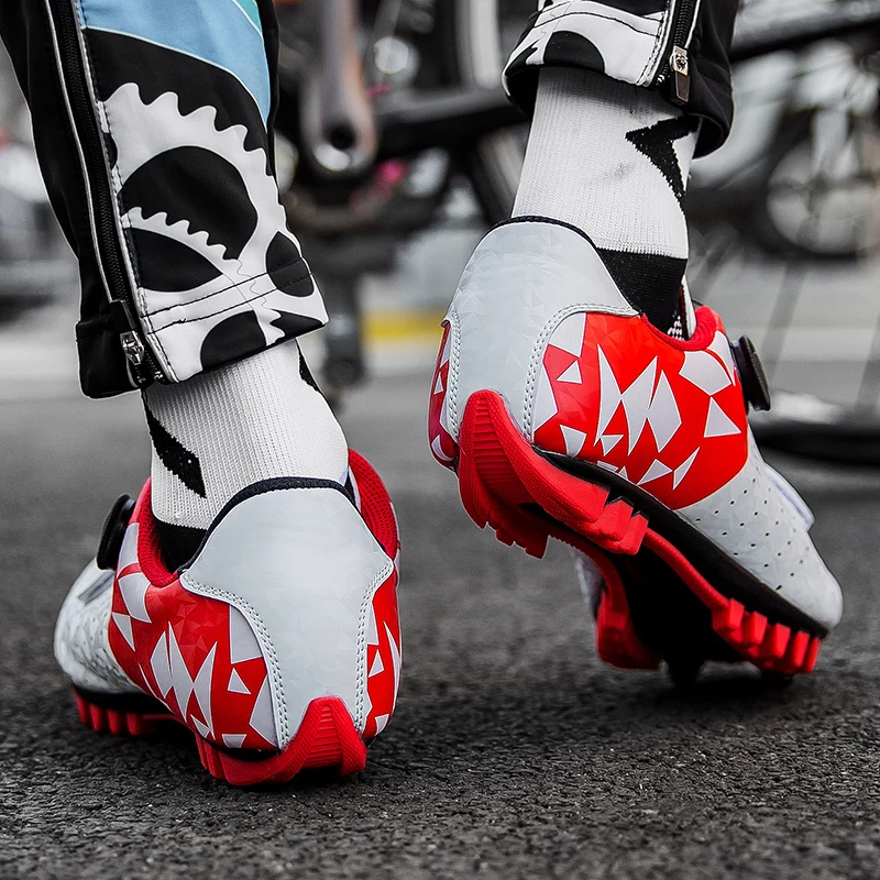 

MTB Bicycle Sneaker Men Mountain Bike Unisex Shoes Self-Locking Ultralight Professional Cycing Sneakers Bicicleta Carretera