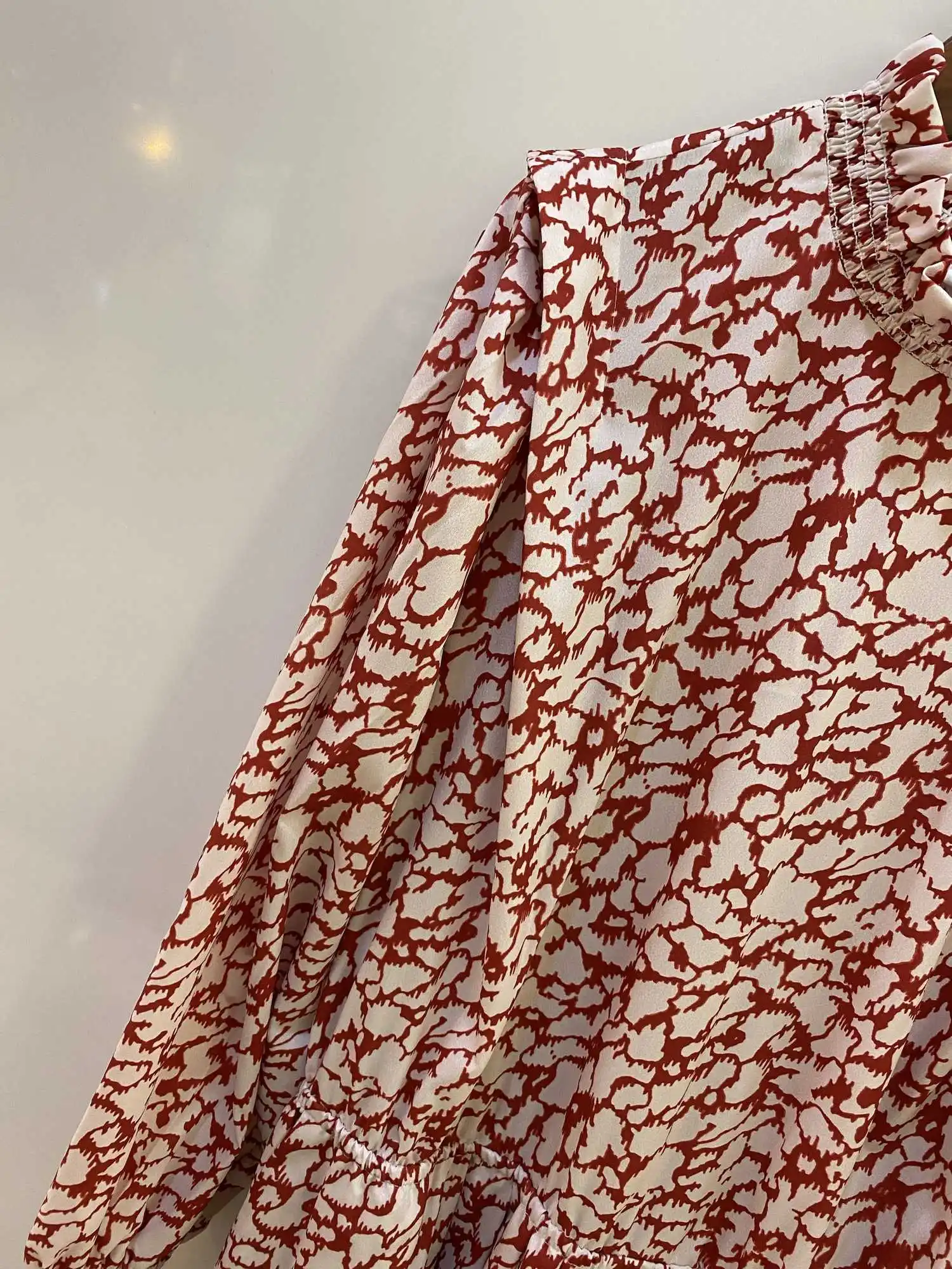 

Fashion Viscose Dress Woman All-over Abstract Animal Print High Neck Ruffled Long Sleeves female dress