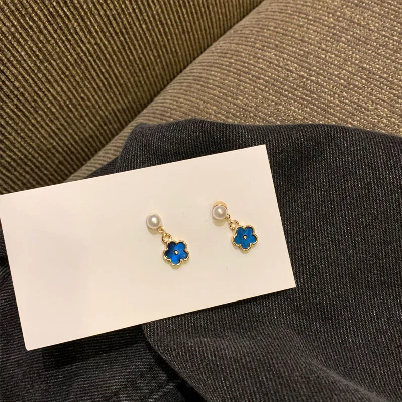 

Mini Circle Pearl Earrings for Women Girls Korean Small Cute Geometric Earrings Flower Fashion Jewelry Wholesale
