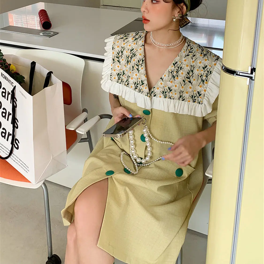 

2021 new vintage summer and autumn fashion women clothes Hubble-bubble Sleeve V-neck falbala lantern sleeves pullover dress