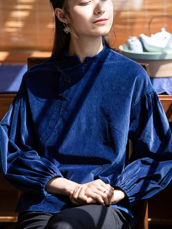 

Новый весенний оригинальный дизайн, традиционный китайский винтажный дизайн, асимметричный подол, короткая бархатная куртка Ципао для жен...