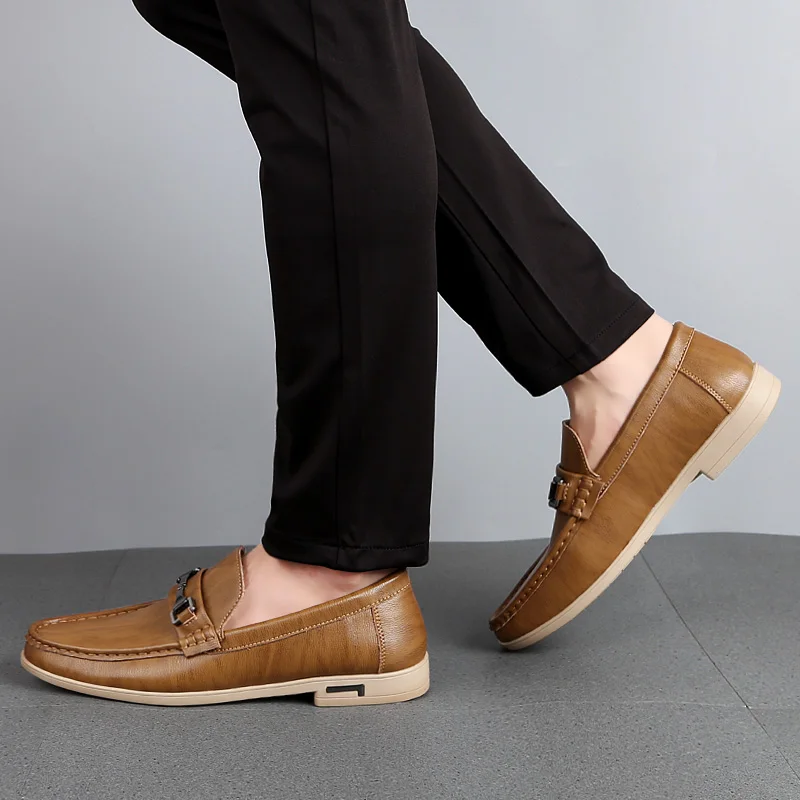 Мужские повседневные туфли из натуральной кожи коричневые дышащие слипоны