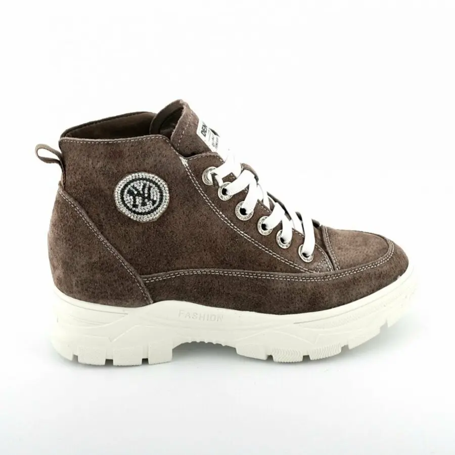 

Women Boots Vital Arman Women'S Sheepskin Sports Boot