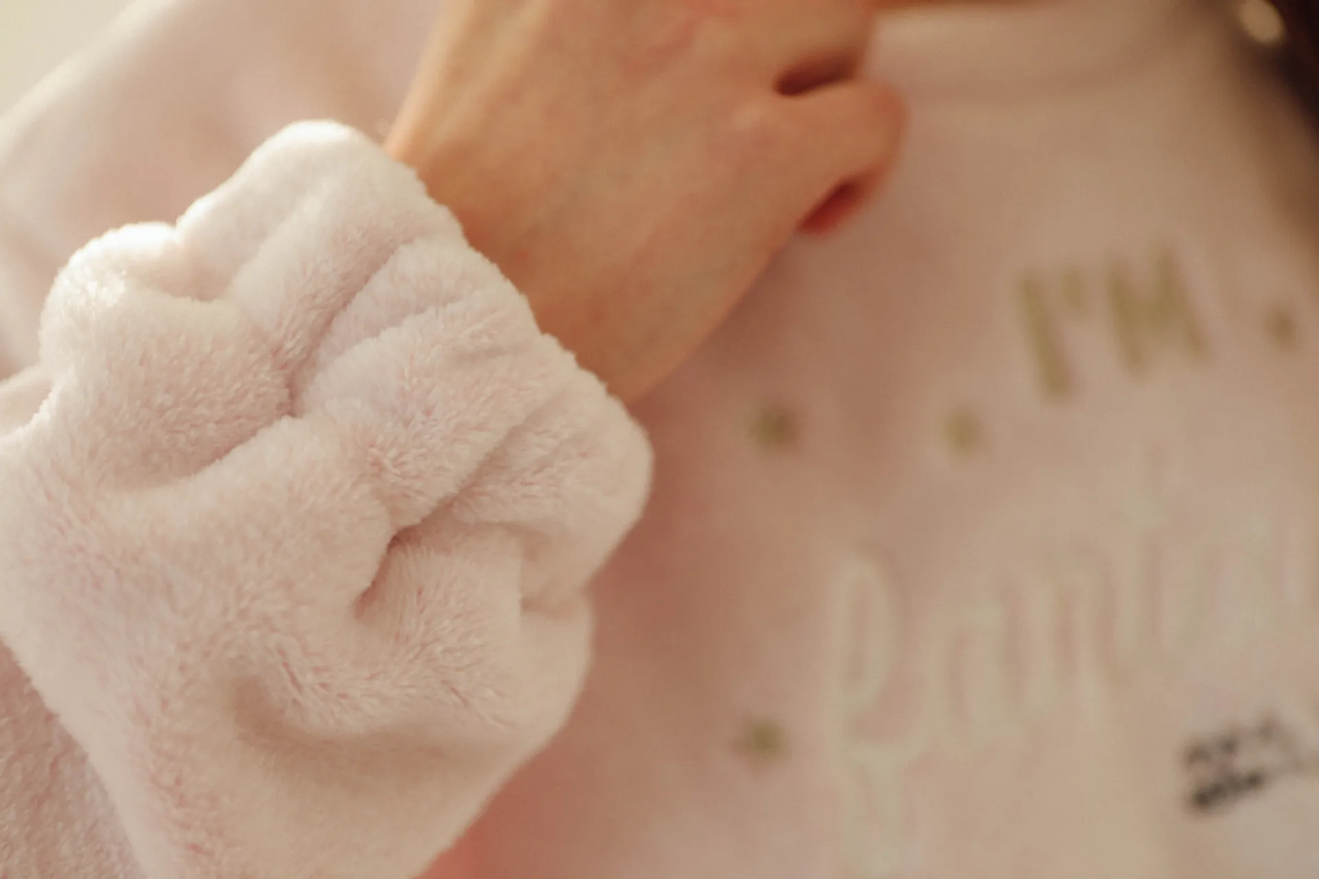 

Winter 2019 New Flannel Unicorn Long Sleeve Pants Pajamas for Women Adult Cartoon Sleepwear Womens Clothing Christmas Pajamas