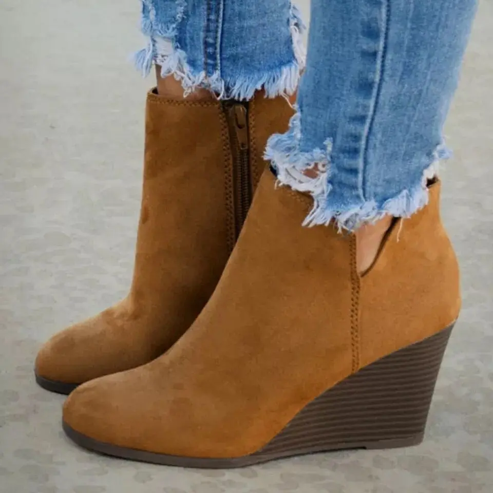 

2021 autumn and winter new flat-bottomed wedge ankle boots women retro Malchelsea boots plus size women's shoes 43