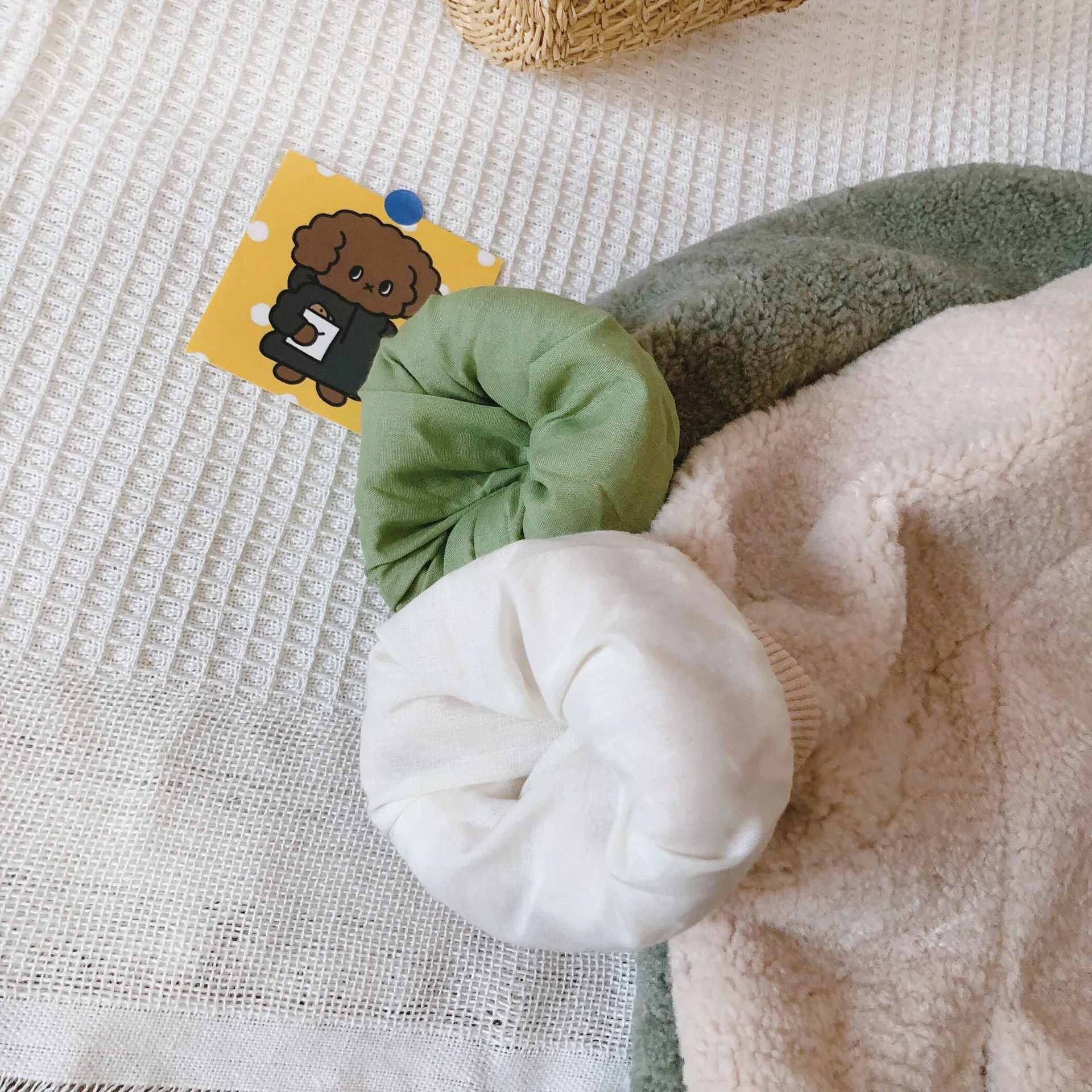 Новинка года; зимнее детское флисовое пальто с длинными рукавами; куртки; утепленная одежда с буквенным принтом для малышей; повседневные топы для детей