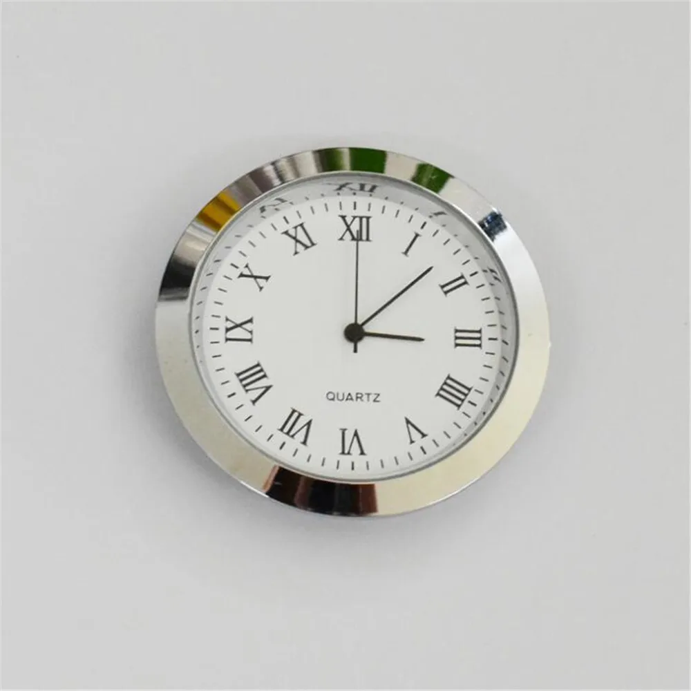 Светящиеся часы для автомобиля миниатюрные кварцевые на вентиляционную решетку