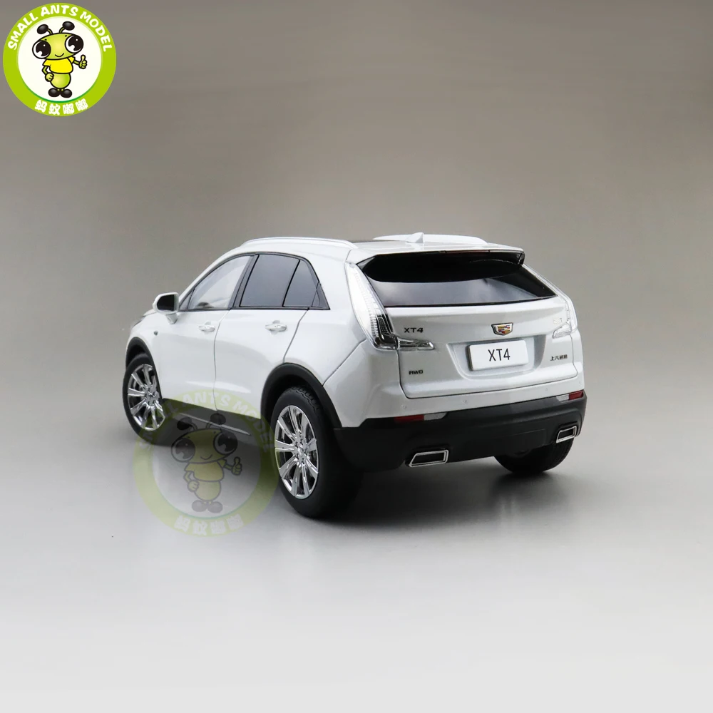 1/18 США GM Cadillac XT4 литой модельный автомобиль игрушка джип подарки для мальчиков и девочек