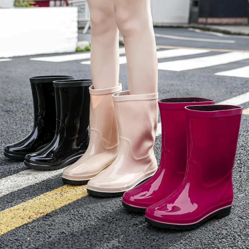 Women Outdoor Mid-Calf Rain Boots Light Comfort Work Water Boots Female Non-slip Waterproof PVC Shoes Flat Platform Rainboots