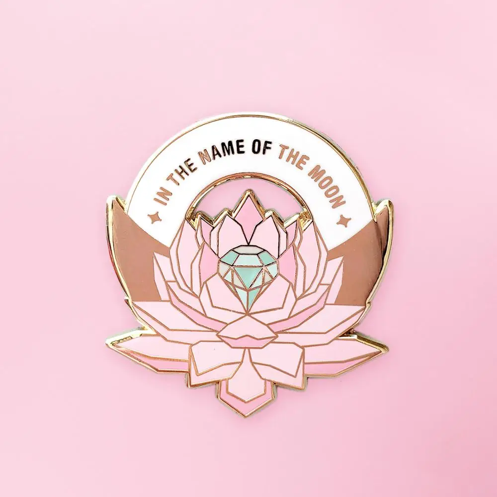 

Beautiful Gorgeous Crystal Flower Hard Enamel Pin Kawaii Cartoons Moon Medal Brooch Anime Sailor Moons Fans Badge Jewelry Gift