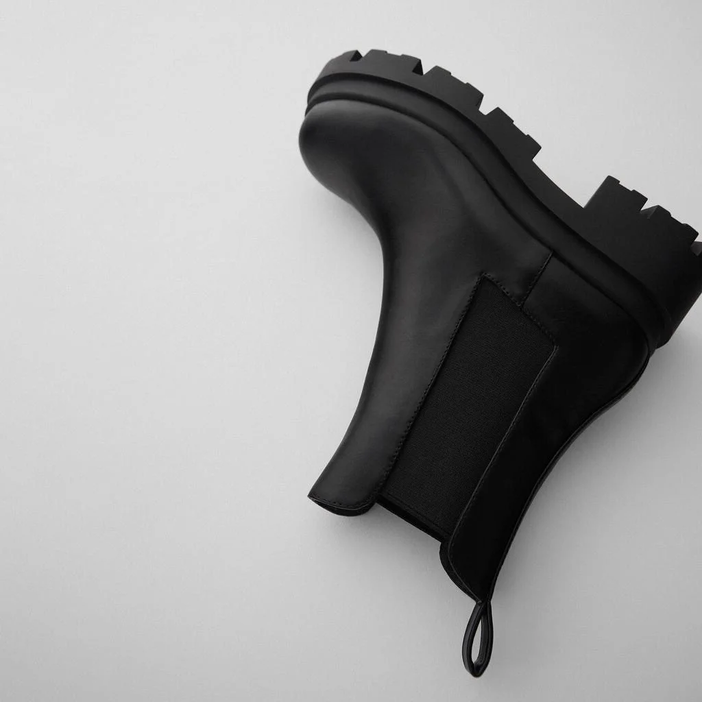 

new autumn and winter women's shoes black shoes thick bottom flat bottom chimney Chelsea boots