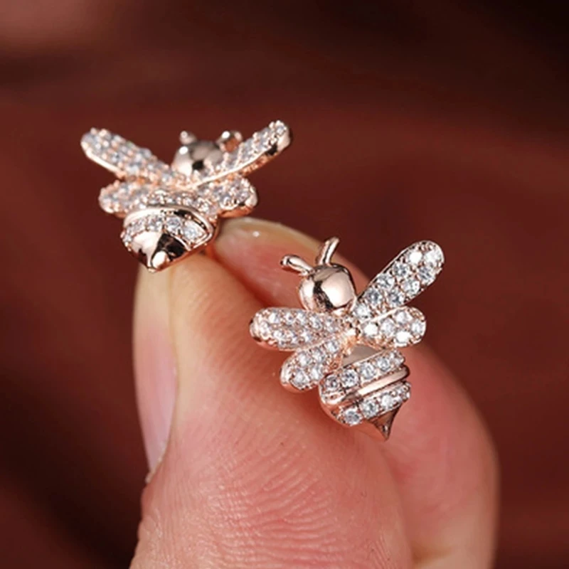 

Simple Cute Tiny Rhinestone Bee Earring CZ Cubic Zirconia Crystal Honey Bee Stud Earrings For Women Party 3 Colors Jewelry