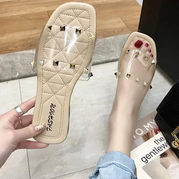 

2019 summer New hot women beautiful casual hyaline sandals woman shoes fashion rivet Slippers