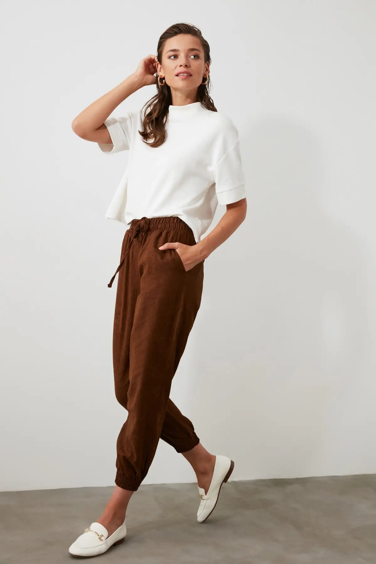 

Трендовые замшевые брюки для бега TWOAW21PL0070