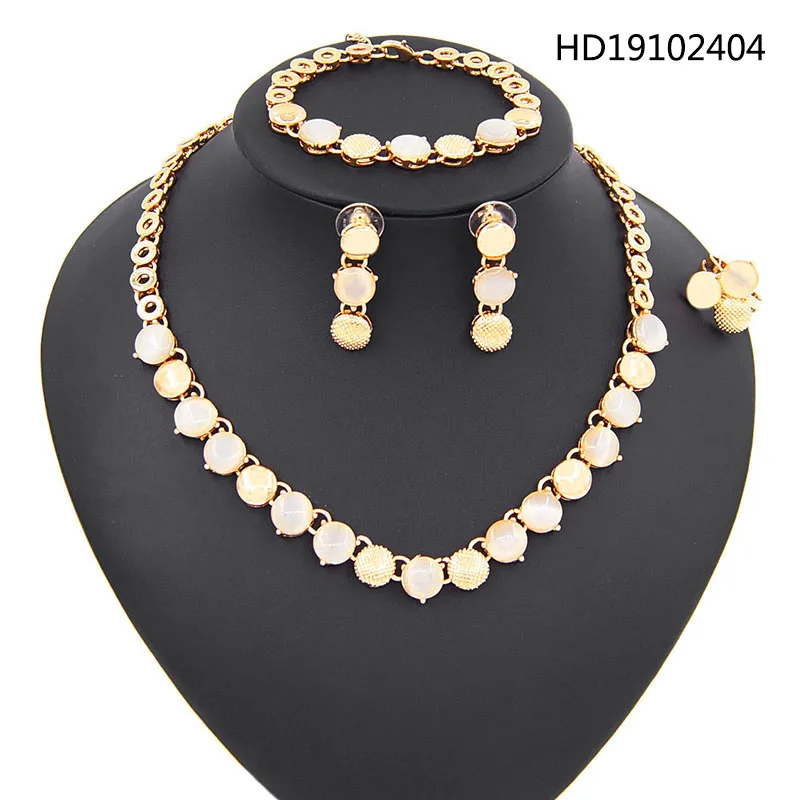 

Yulaili 2019 Classic African Jewelry Sets for Women Rhinestone Round Shape Gold Color Necklace Earrings Bracelet Ring Wholesale