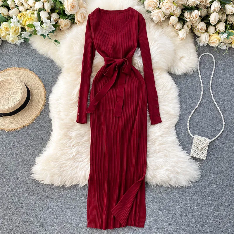 Винтажное облегающее осеннее трикотажное платье-свитер с v-образным вырезом