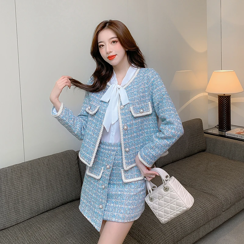 

Женский твидовый костюм, куртка и асимметричная юбка синего цвета на осень и зиму, милые костюмы