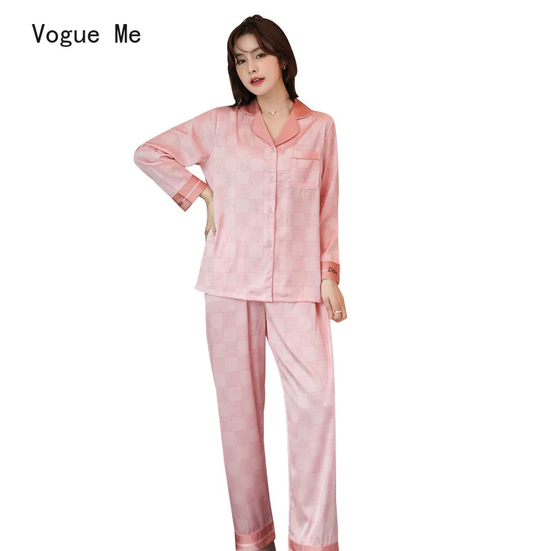 

The new printed silk pyjamas long-sleeved trousers two-piece set of home clothes bathing suit flip-collar button pyjamas