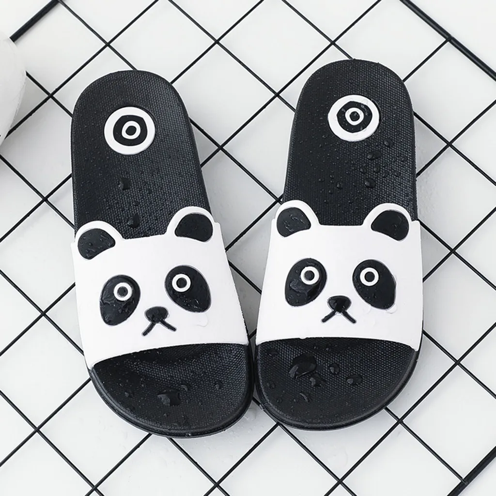 Детские тапочки с героями мультфильмов летние пляжные Нескользящие модная