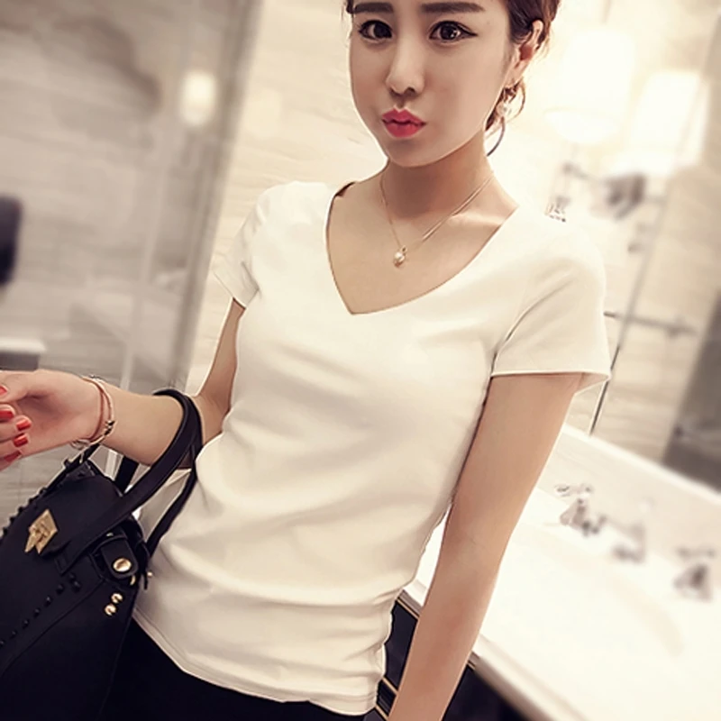 

V-neck solid color t-shirt