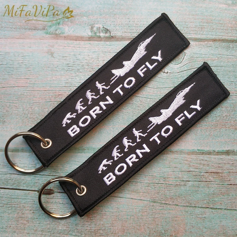 

20 PCS/LOT Fashion Trinket Keychain Boeing 737 Phone Strap Embroidery Aviation Key Tag for Flight Crew Born to Fly Sleutelhanger