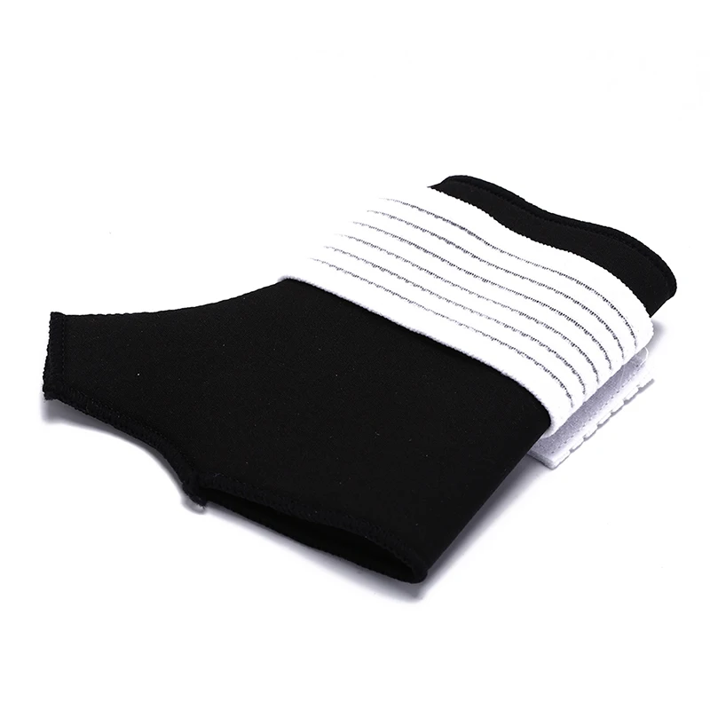 

Sportswear & Accessories