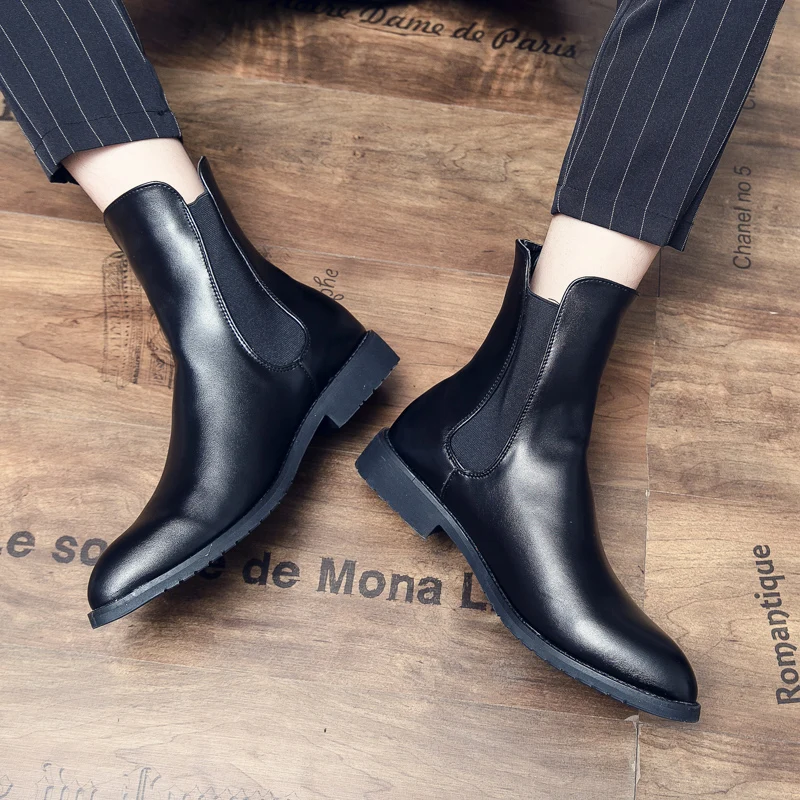 

2021 Autumn/Winter Men's Chelsea Boots,Pointed Toe Fashion Ankle Boots,Black Brogues Genuine Leather Casual Dress Shoes Boots